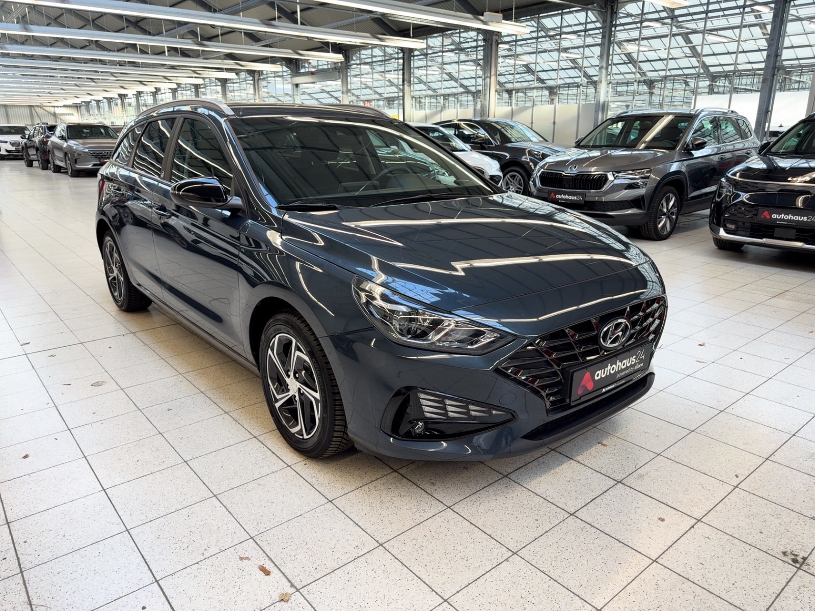 Hyundai i30 Kombi HYUNDAI i30 1.0 T-GDI EDITION 30 Kombi #1