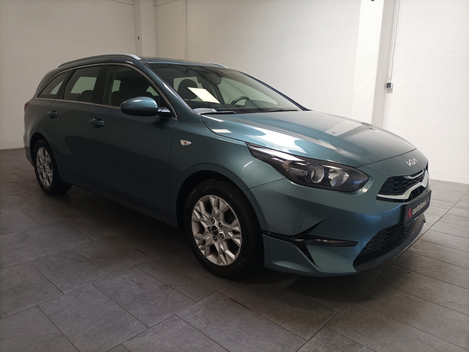 Kia Ceed Kombi KIA Ceed 1.5 T-GDI DCT Vision Sportswagon Kombi #1