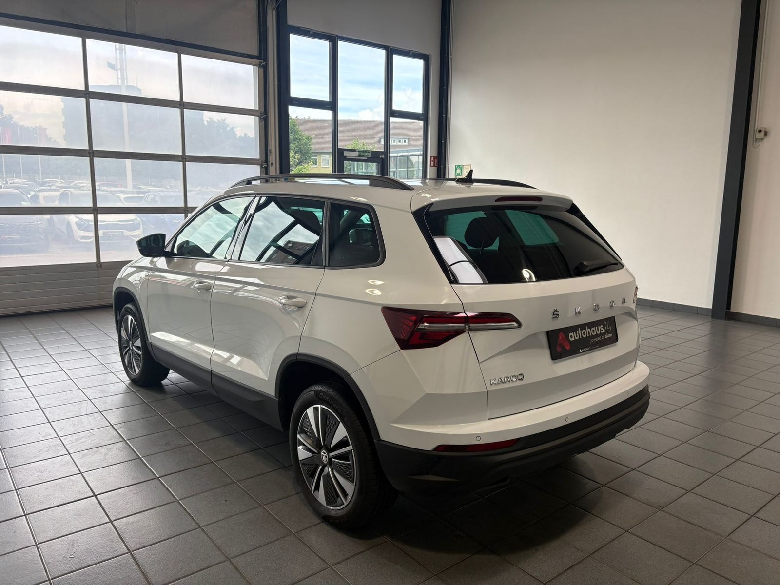 Skoda Karoq SUV Karoq 2.0 TDI Tour (EURO 6d) #4