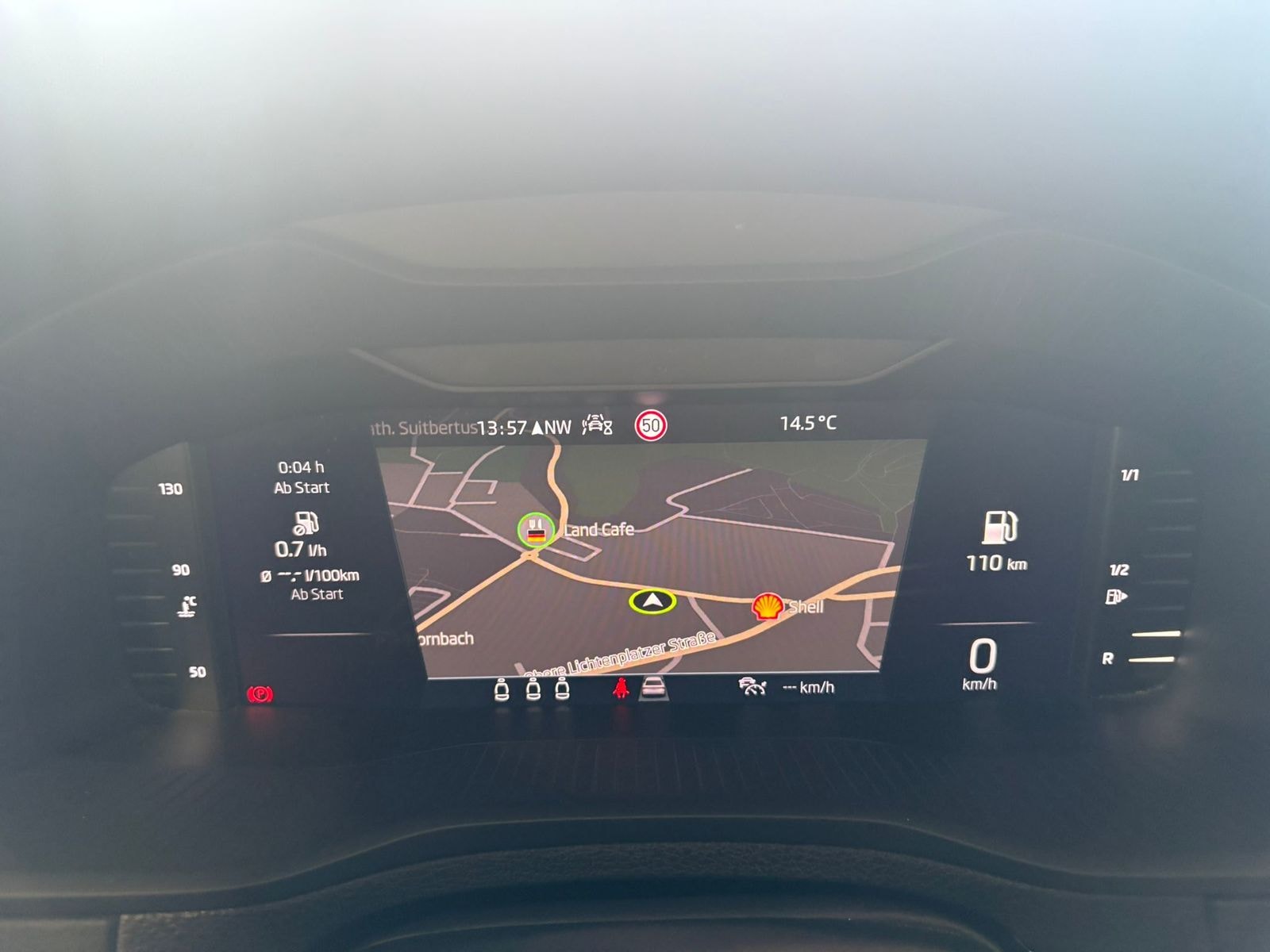 Skoda Karoq SUV Karoq 2.0 TDI Tour (EURO 6d) #7