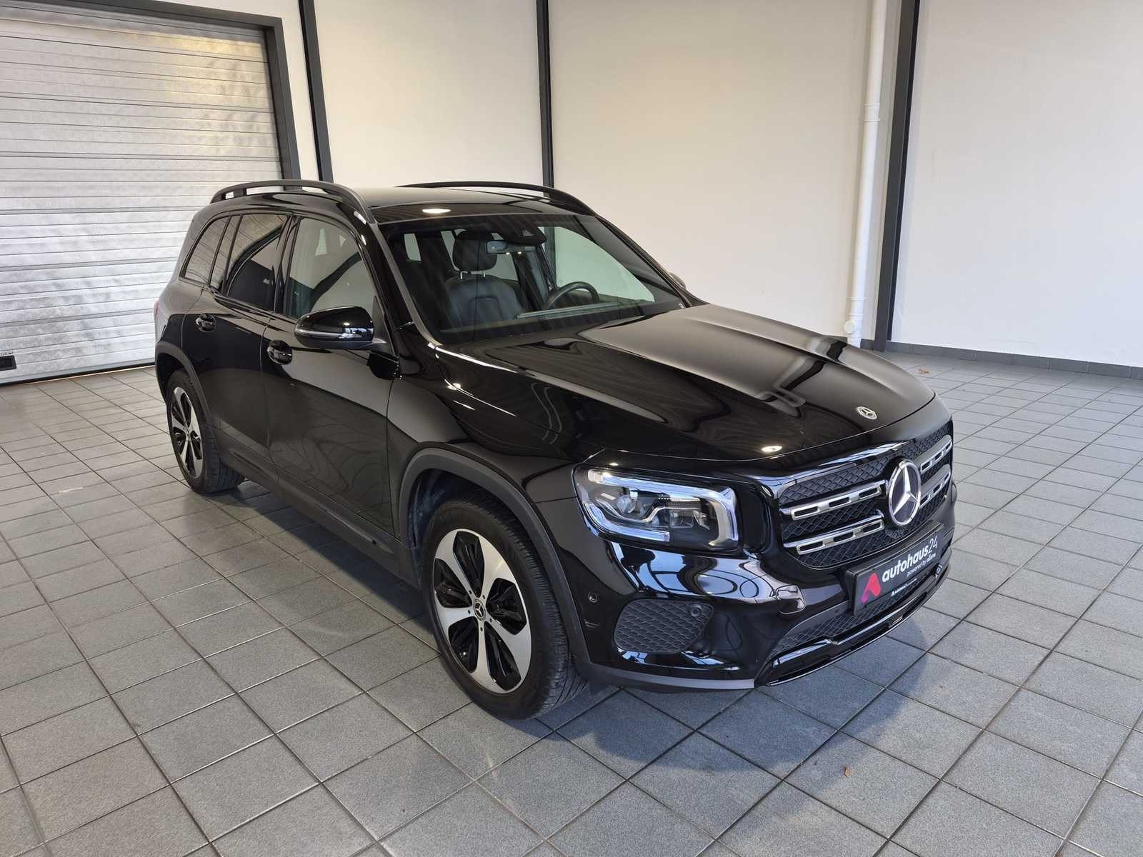 Mercedes-Benz GLB-Klasse SUV / Crossover / Geländewagen MERCEDES GLB GLB 200 DCT Sports Utility Vehicle #1