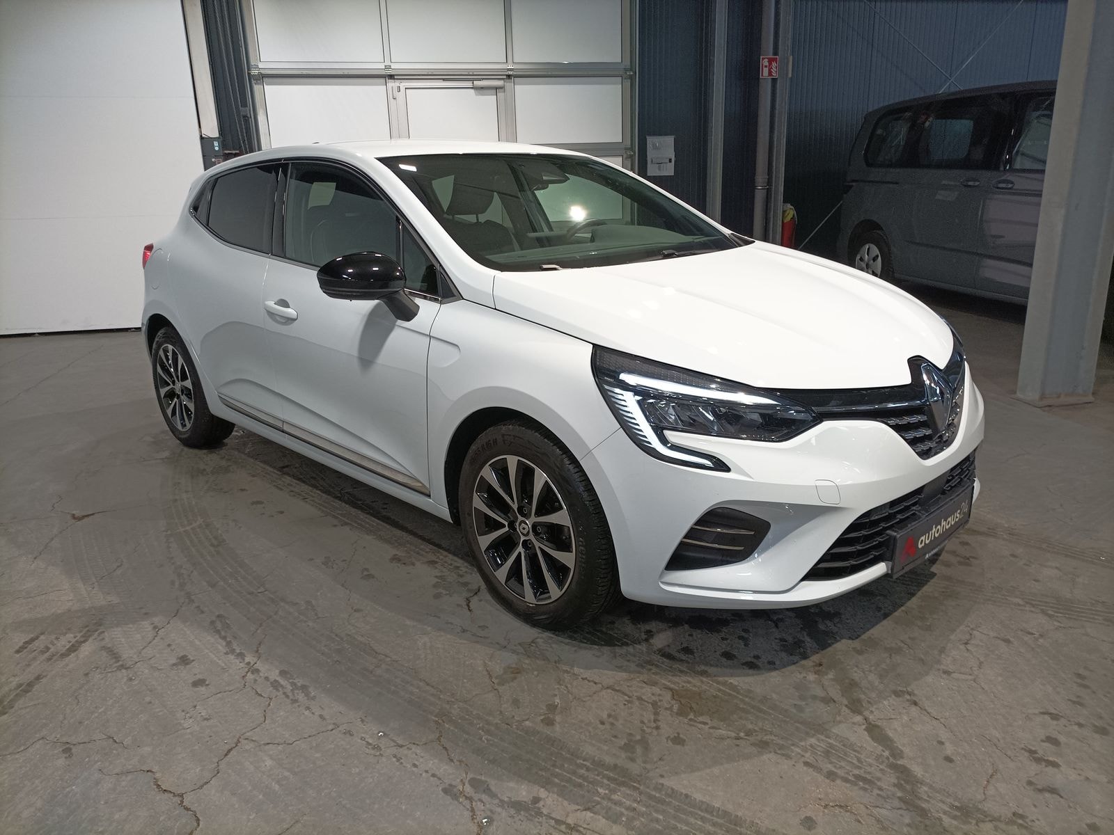 Renault Clio Schräghecklimousine RENAULT Clio TCe 140 Techno Schräghecklimousine #1