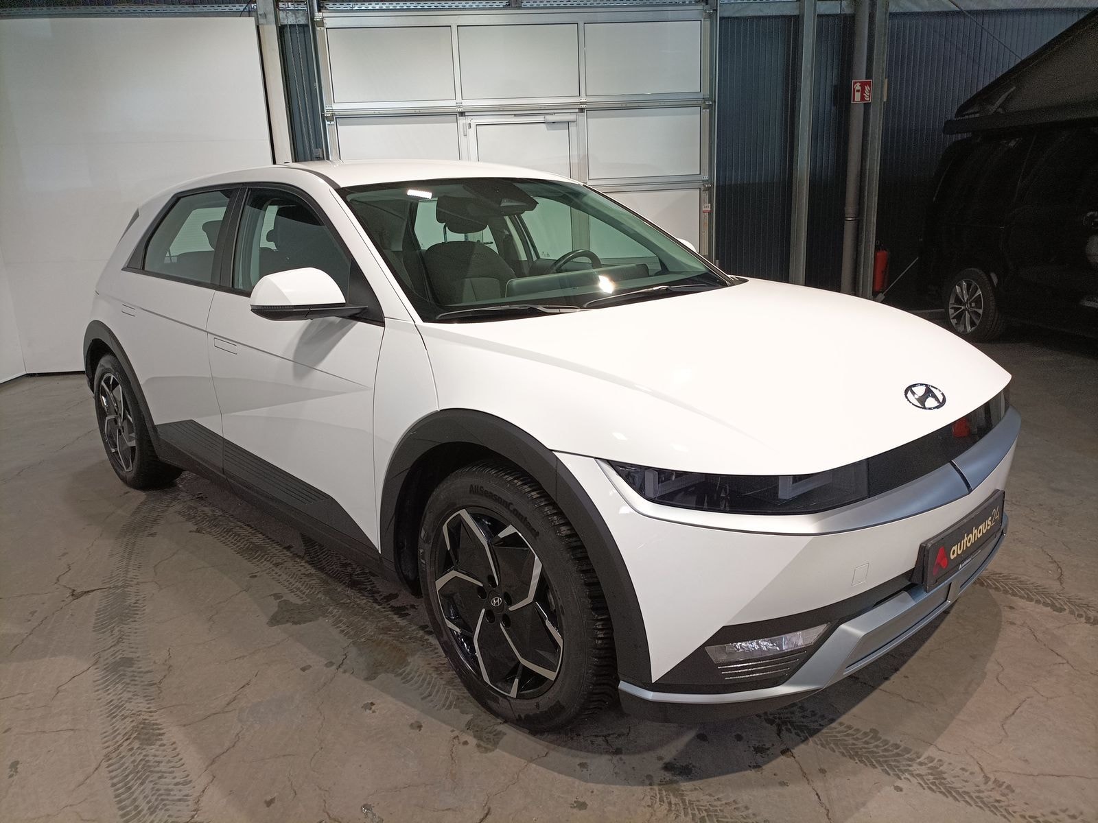 Hyundai IONIQ 5 Limousine HYUNDAI IONIQ 5 77,4 kWh Heckantrieb Sports Utility Vehicle #1