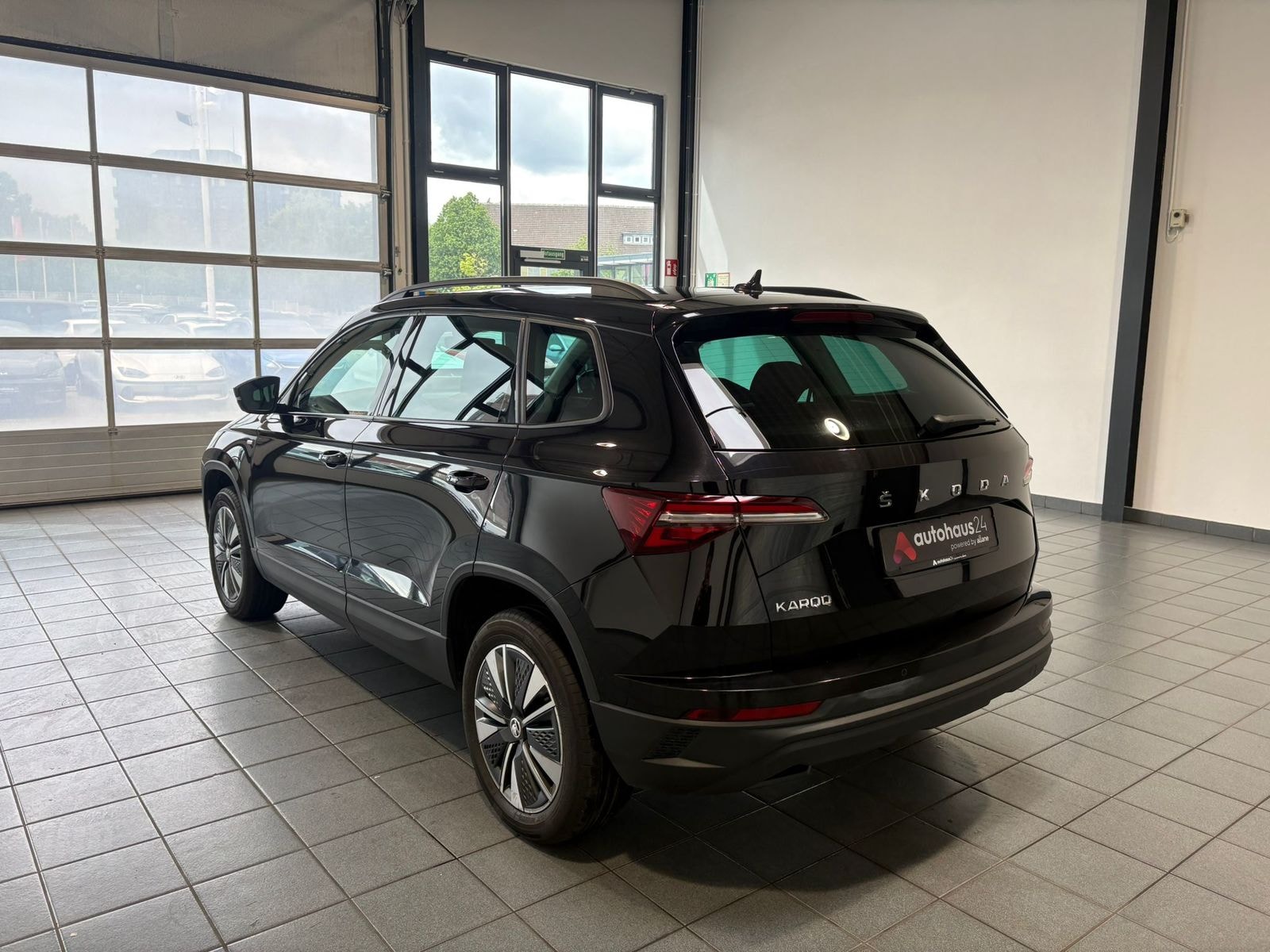 Skoda Karoq SUV Karoq 1.0 TSI Tour OPF (EURO 6d) #4
