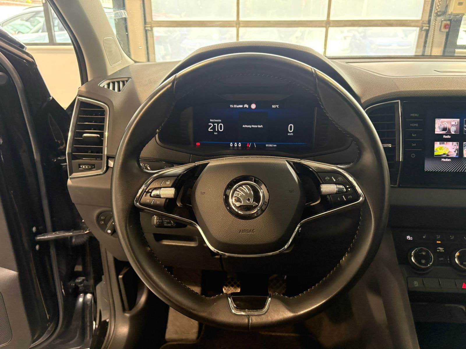 Skoda Karoq SUV Karoq 1.0 TSI Tour OPF (EURO 6d) #10