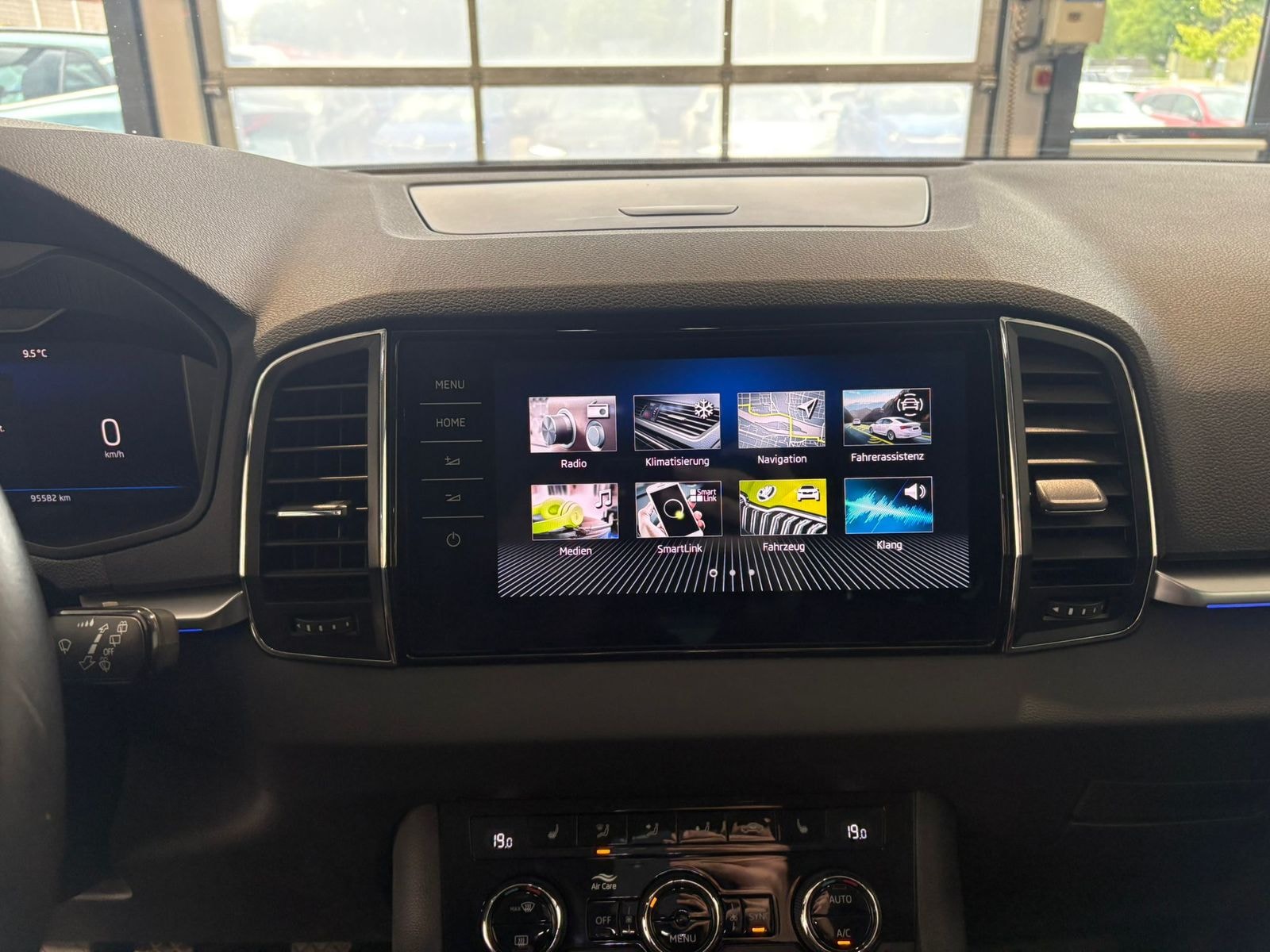 Skoda Karoq SUV Karoq 1.0 TSI Tour OPF (EURO 6d) #11