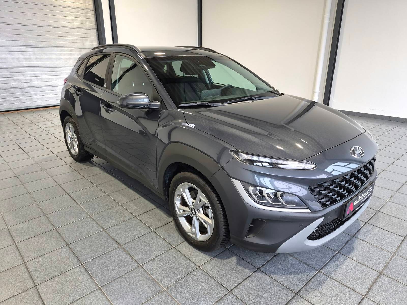 Hyundai Kona SUV / Crossover / Geländewagen HYUNDAI Kona 1.0 T-GDI Edition 30+ Sports Utility Vehicle #1