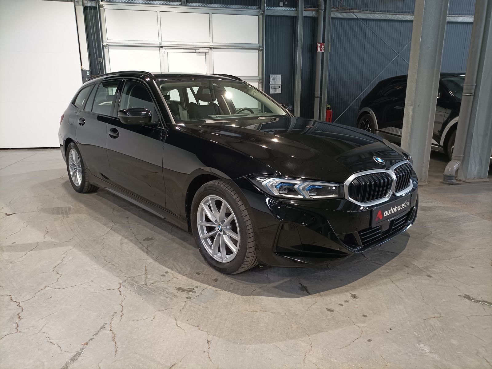 BMW 3er-Reihe Kombi BMW 3er-Reihe 320d Touring Automatik Kombi #1