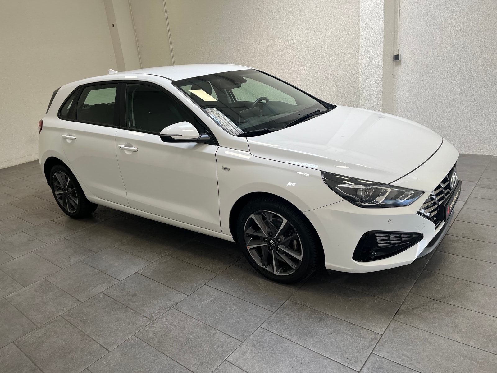 Hyundai i30 Limousine HYUNDAI i30 1.5 T-GDI Hybrid Trend Schräghecklimousine #1