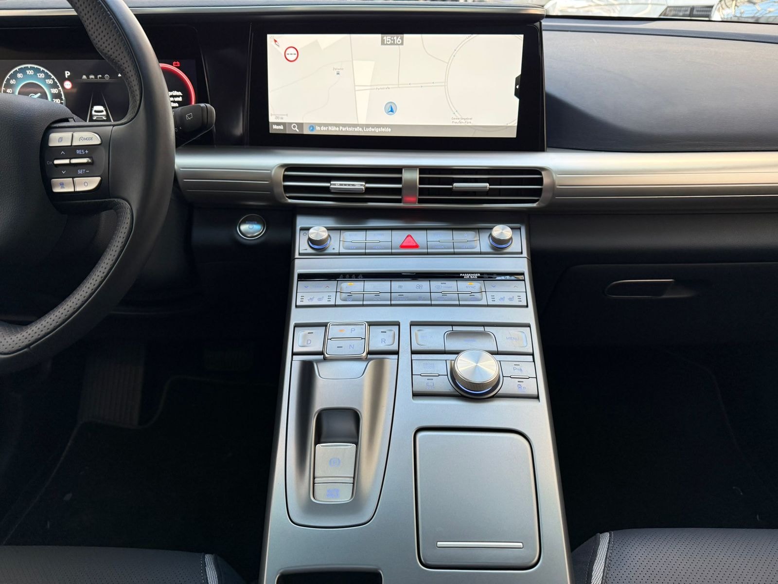 Hyundai Nexo SUV Nexo #11