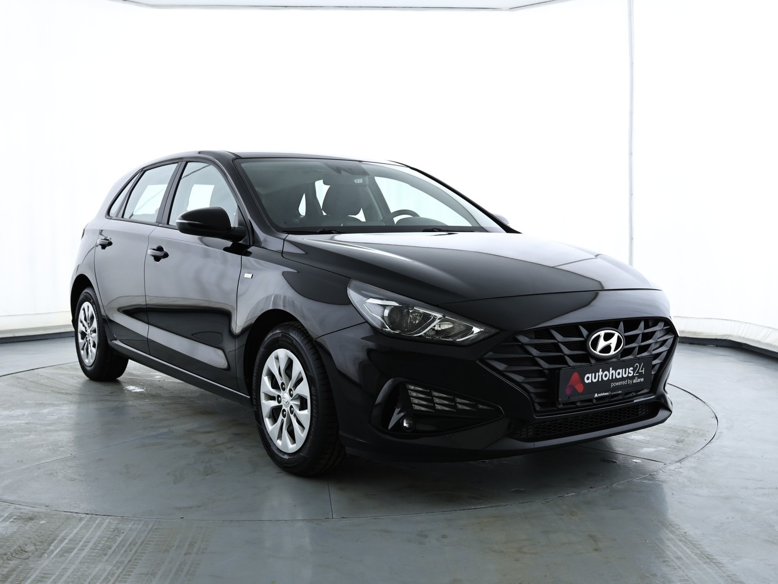 Hyundai i30 Limousine HYUNDAI i30 1.0 T-GDI Hybrid Select Schräghecklimousine #1