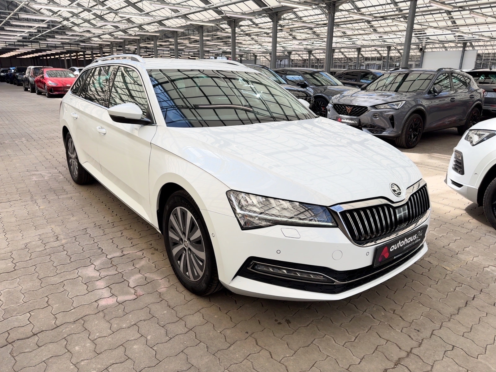 ŠKODA Superb Kombi SKODA Superb 1.5 TSI ACT DSG STYLE COMBI Kombi #1