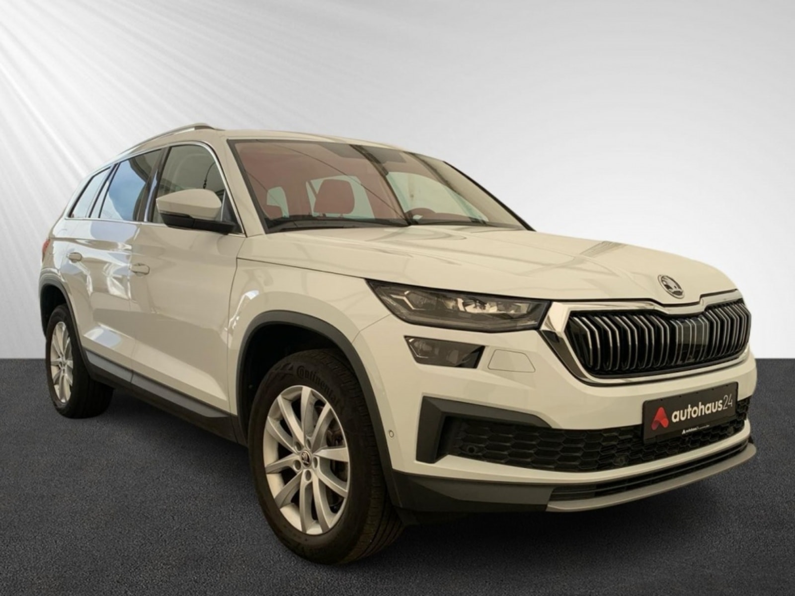 ŠKODA Kodiaq SUV / Crossover / Geländewagen SKODA Kodiaq 2.0 TDI SCR 147kW DSG 4x4 STYLE Sports Utility Vehicle #1