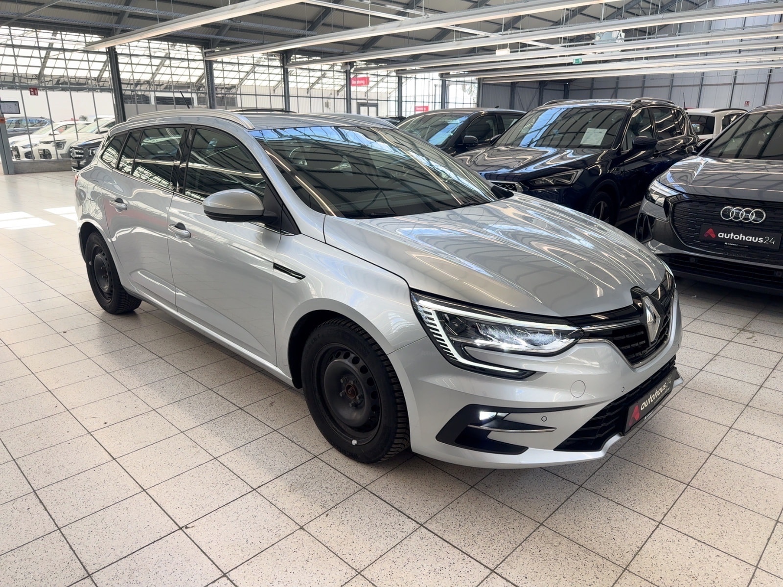 Renault Mégane Kombi RENAULT Mégane BLUE dCi 115 Equilibre Grandtour Kombi #1