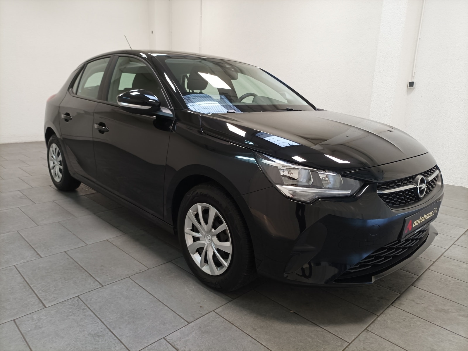 Opel Corsa Limousine OPEL Corsa 1.2 55kW Edition Schräghecklimousine #1