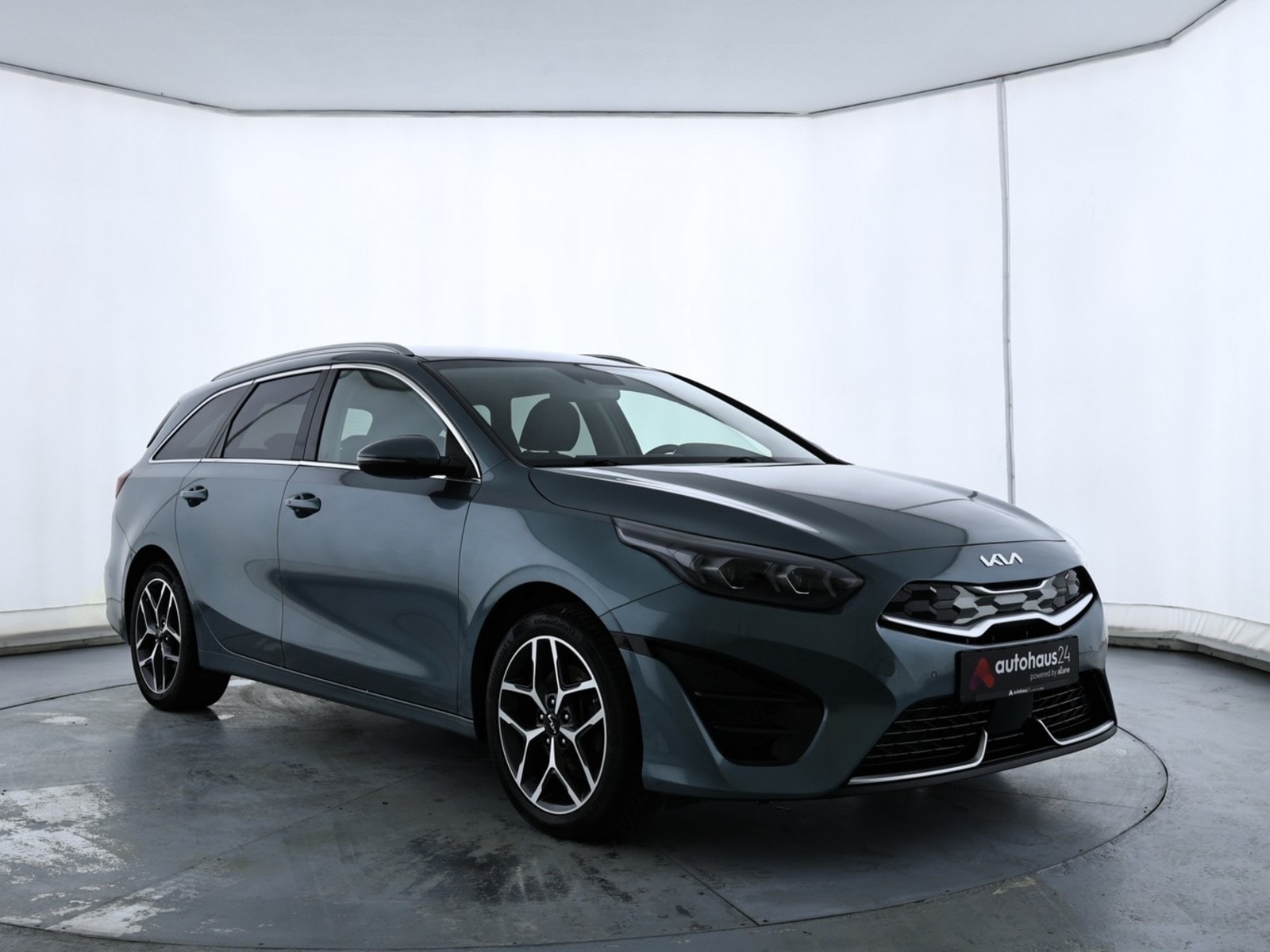 Kia Ceed Kombi KIA Ceed 1.6 GDI Plug-In Hybrid Spirit Sportsw. Kombi #1