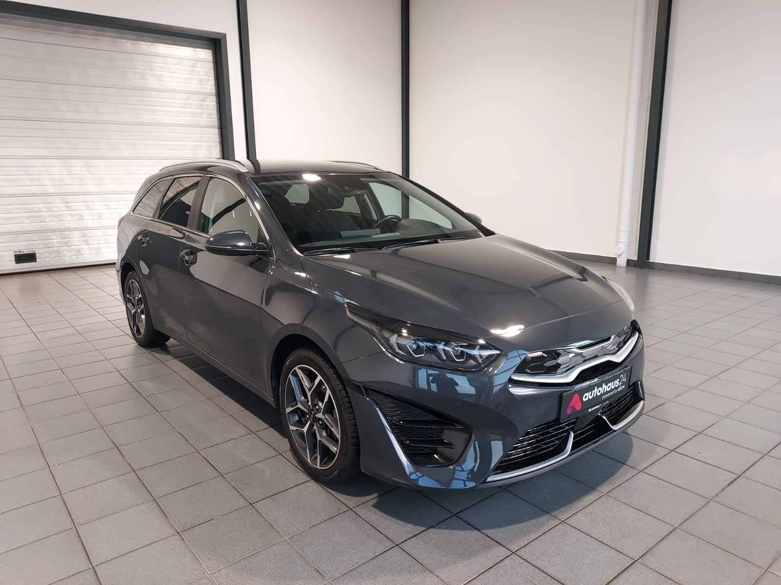 Kia Ceed Kombi KIA Ceed 1.6 GDI Plug-In Hybrid Spirit Sportsw. Kombi #1