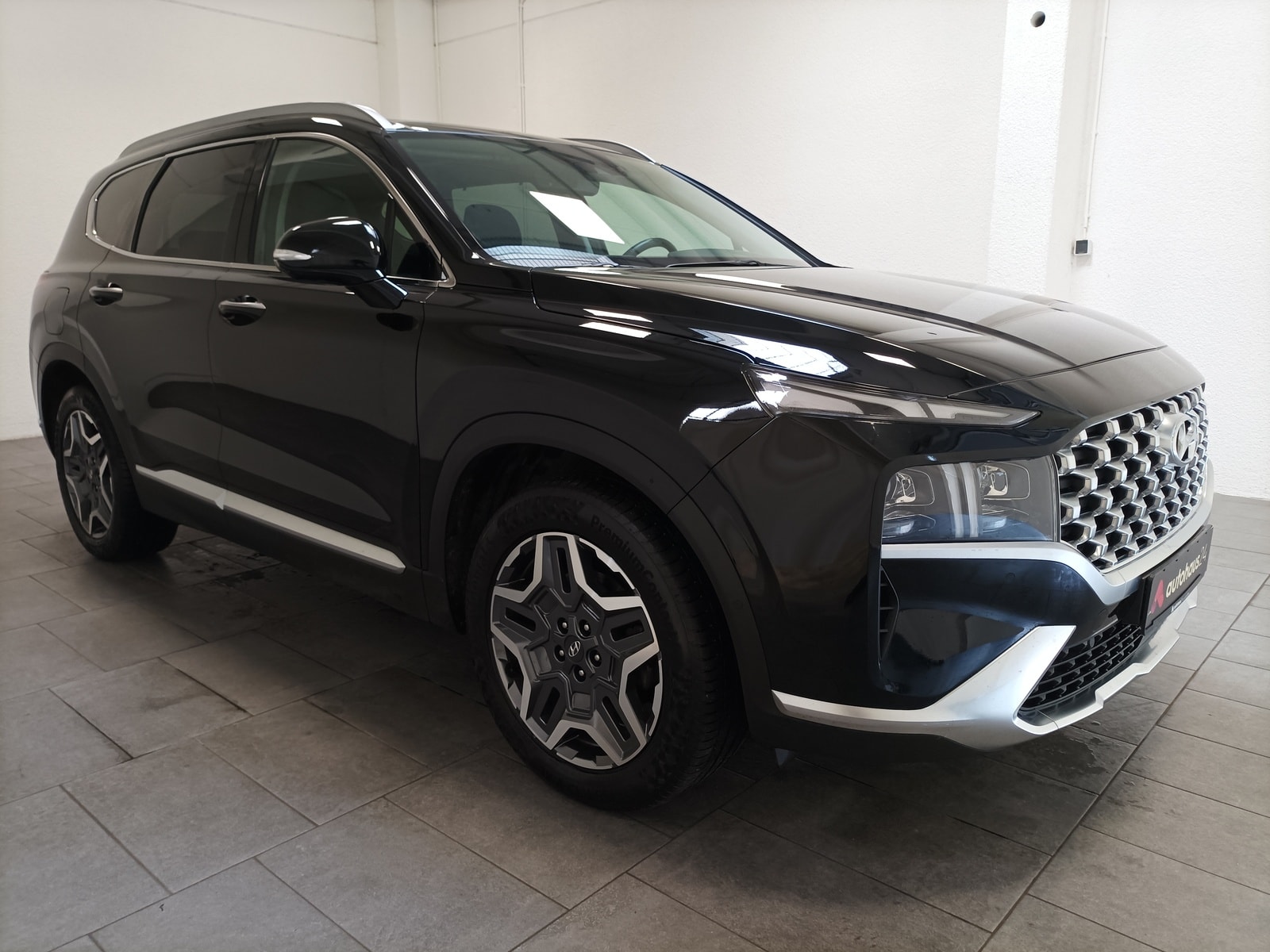 Hyundai Santa Fe SUV / Crossover / Geländewagen HYUNDAI Santa Fe 1.6 T-GDI Plug-in Hybrid 4WD Auto Sports Utility Vehicle #1