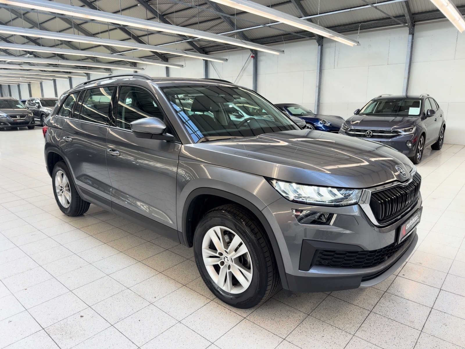 ŠKODA Kodiaq SUV / Crossover / Geländewagen SKODA Kodiaq 1.5 TSI ACT DSG AMBITION Sports Utility Vehicle #1