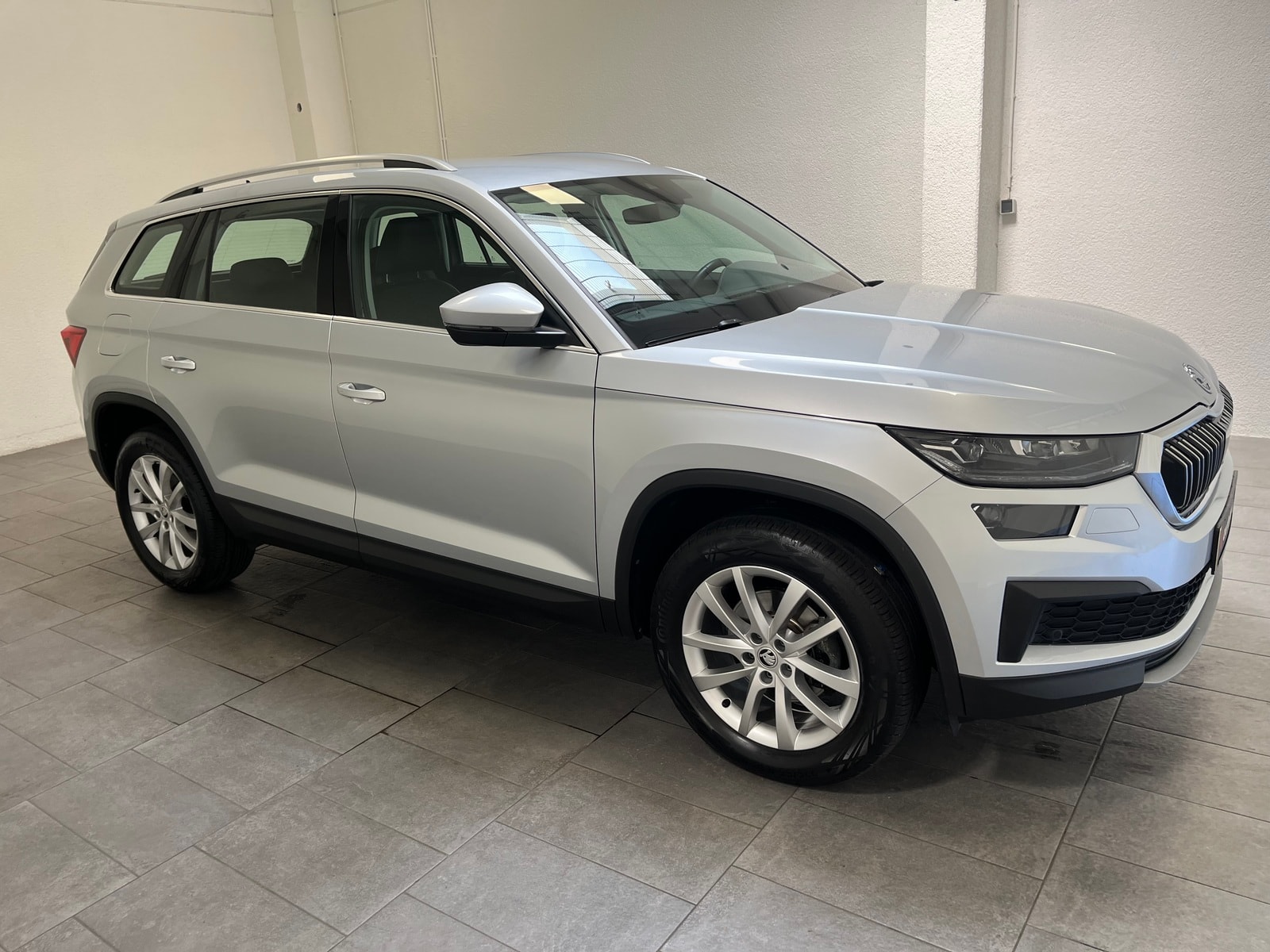 ŠKODA Kodiaq SUV / Crossover / Geländewagen SKODA Kodiaq 1.5 TSI ACT DSG STYLE Sports Utility Vehicle #1