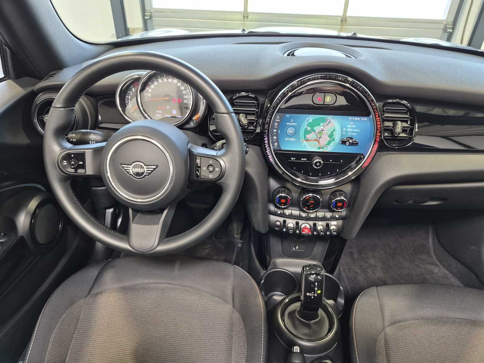 MINI Cabrio Cabriolet Cabrio Cooper Essential Trim (EURO 6d)(OPF) #9