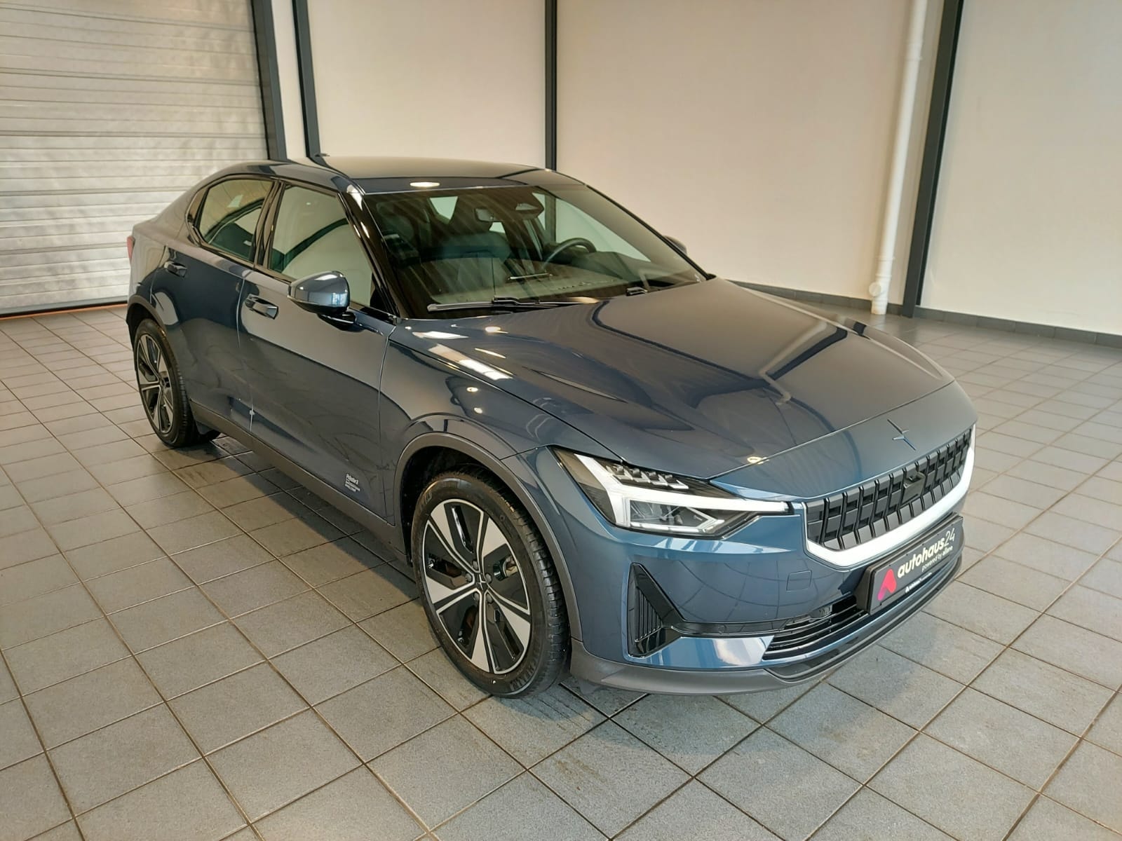 Polestar Polestar 2 Limousine POLESTAR 2 Standard Range Single Motor Schräghecklimousine #1