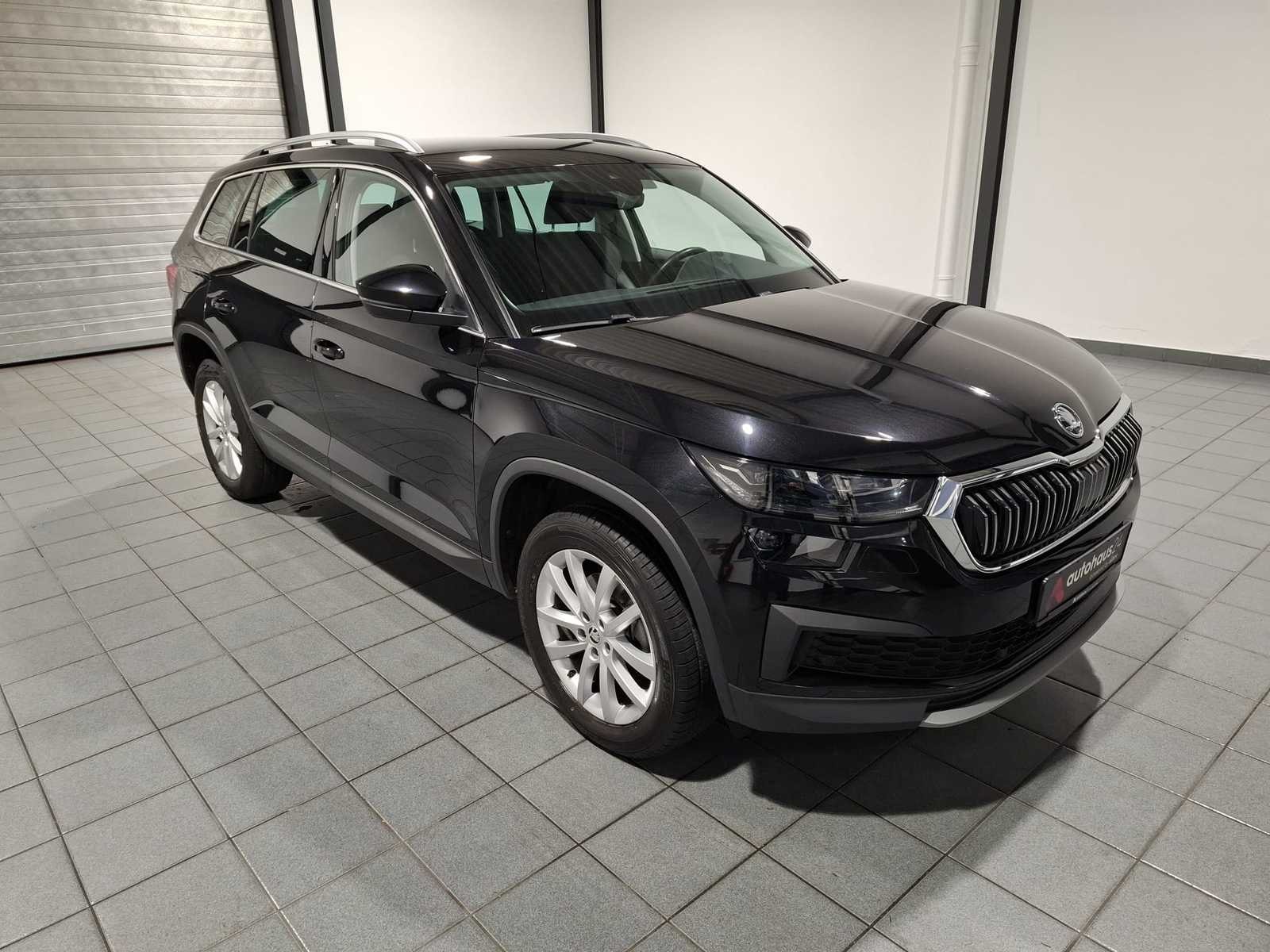 ŠKODA Kodiaq SUV / Crossover / Geländewagen SKODA Kodiaq 2.0 TDI SCR DSG STYLE Sports Utility Vehicle #1