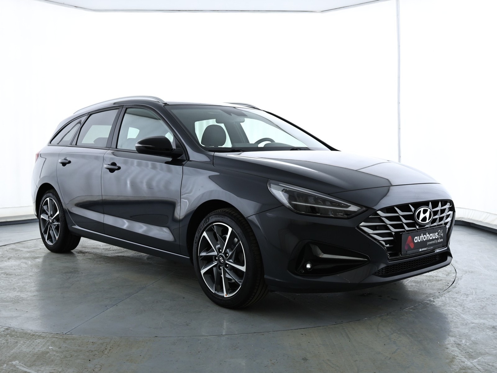 Hyundai i30 Kombi HYUNDAI i30 1.0 T-GDI Connect & Go Kombi #1