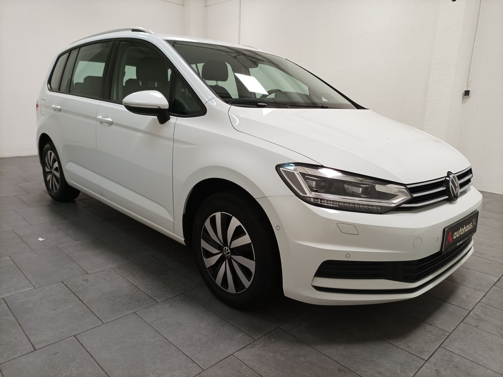 Volkswagen Touran Kleinbus / Van VOLKSWAGEN Touran 2.0 TDI SCR 90kW Comfortline Kompaktvan #1