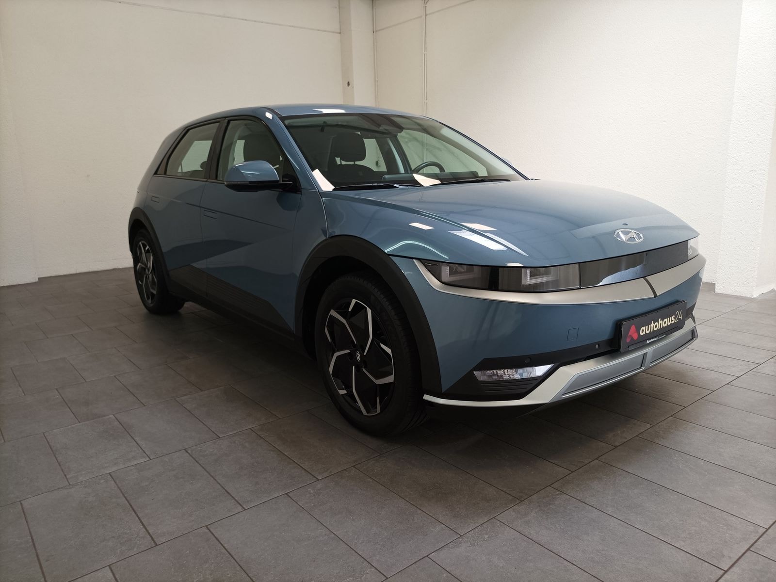 Hyundai IONIQ 5 Limousine HYUNDAI IONIQ 5 58 kWh Heckantrieb Sports Utility Vehicle #1