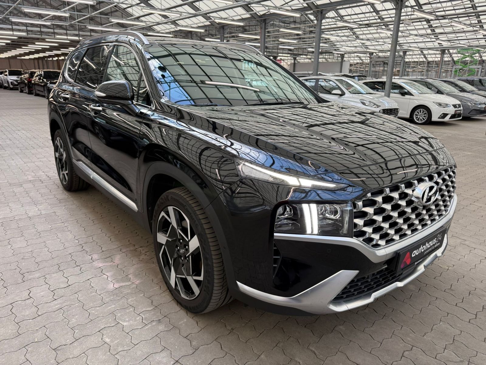 Hyundai Santa Fe SUV / Crossover / Geländewagen HYUNDAI Santa Fe 2.2 CRDi Prime 4WD DCT Sports Utility Vehicle #1