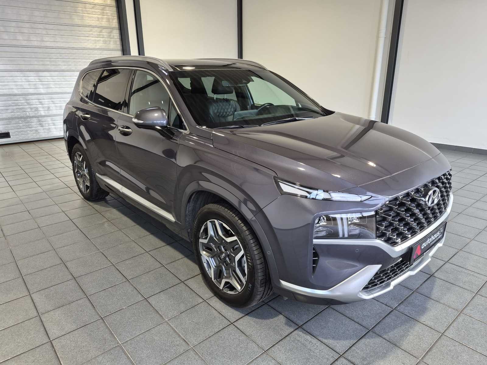 Hyundai Santa Fe SUV / Crossover / Geländewagen HYUNDAI Santa Fe 1.6 T-GDI Plug-in Hybrid 4WD Auto Sports Utility Vehicle #1