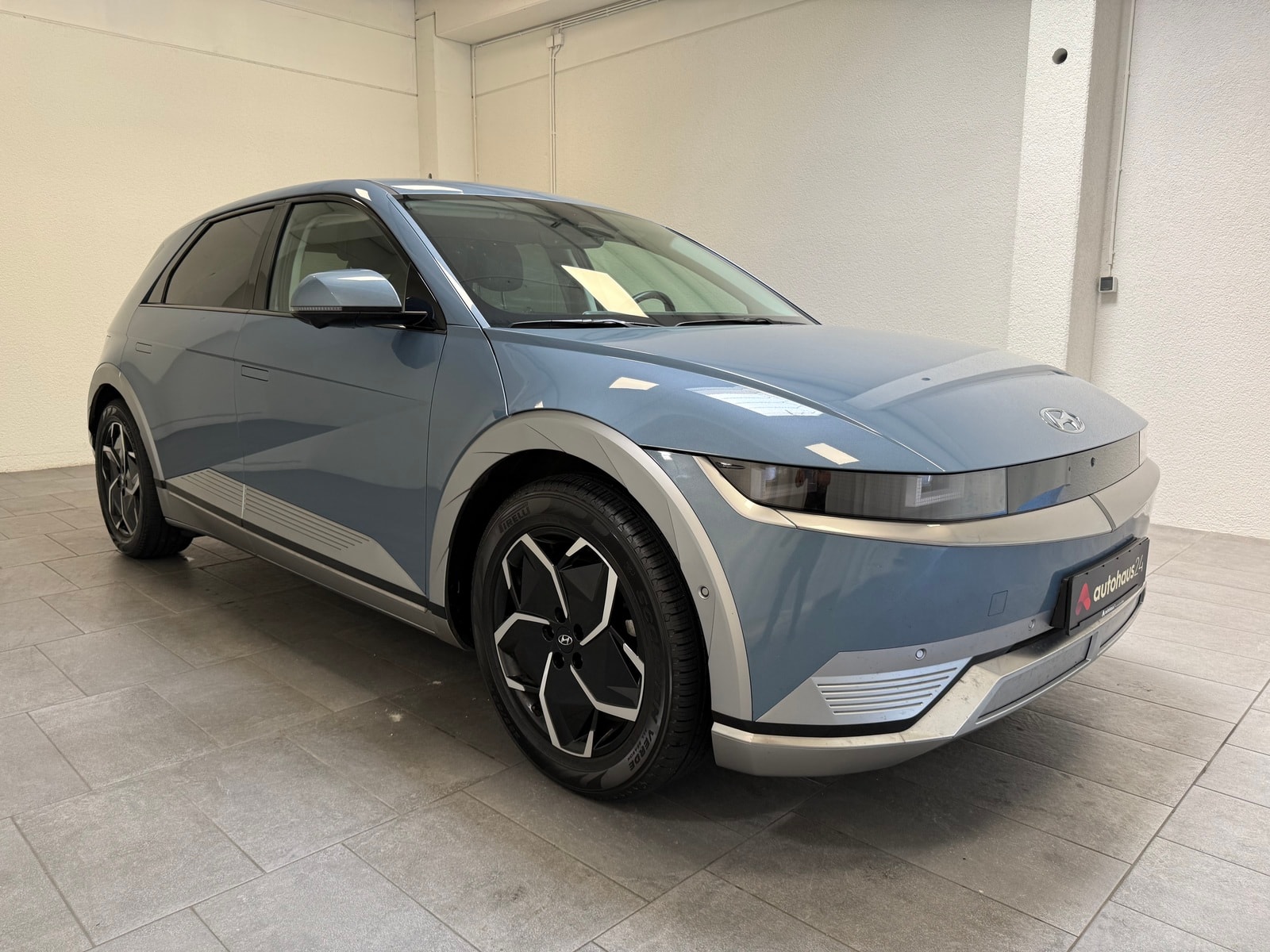 Hyundai IONIQ 5 Limousine HYUNDAI IONIQ 5 77,4 kWh Heckantrieb Sports Utility Vehicle #1