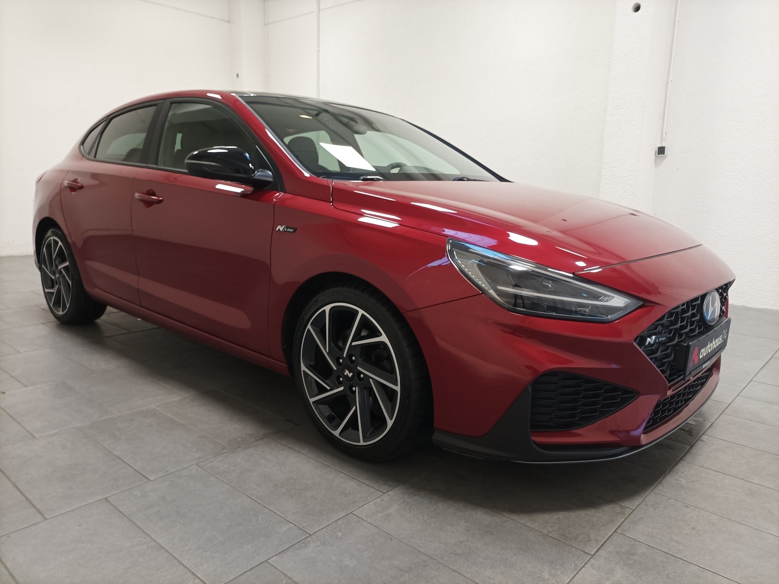 Hyundai i30 Limousine HYUNDAI i30 1.5 T-GDI Hybrid N Line DCT Fastback Schräghecklimousine #1