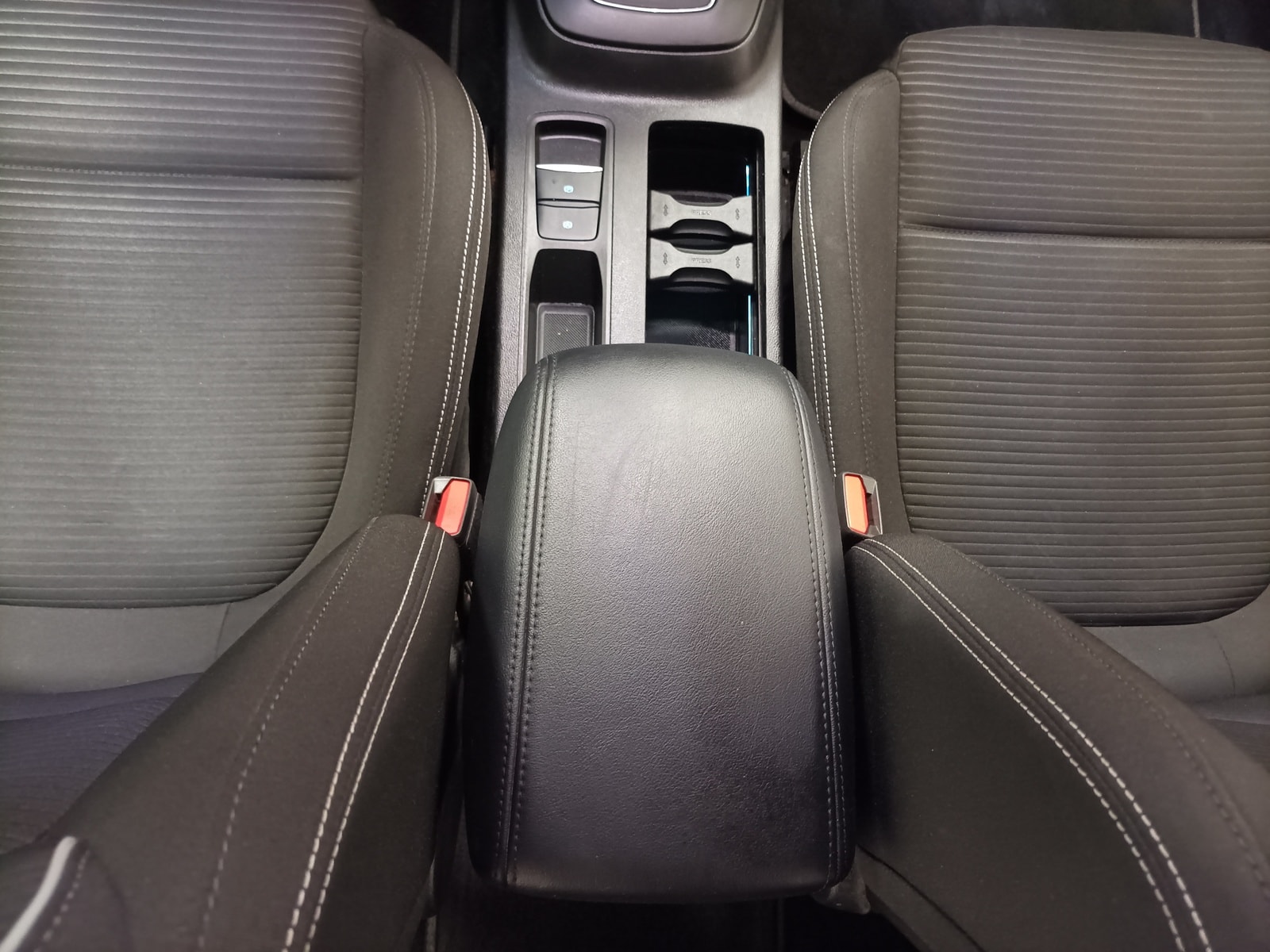 Ford Focus Kombi Focus 1.0 EcoBoost Mild-Hybrid Titanium S/S (EURO #14