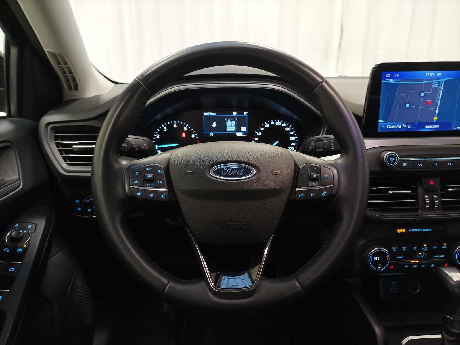 Ford Focus Kombi Focus 1.0 EcoBoost Mild-Hybrid Titanium S/S (EURO #10