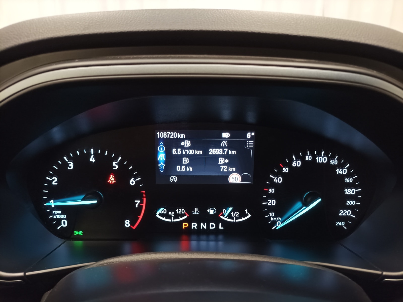 Ford Focus Kombi Focus 1.0 EcoBoost Mild-Hybrid Titanium S/S (EURO #7