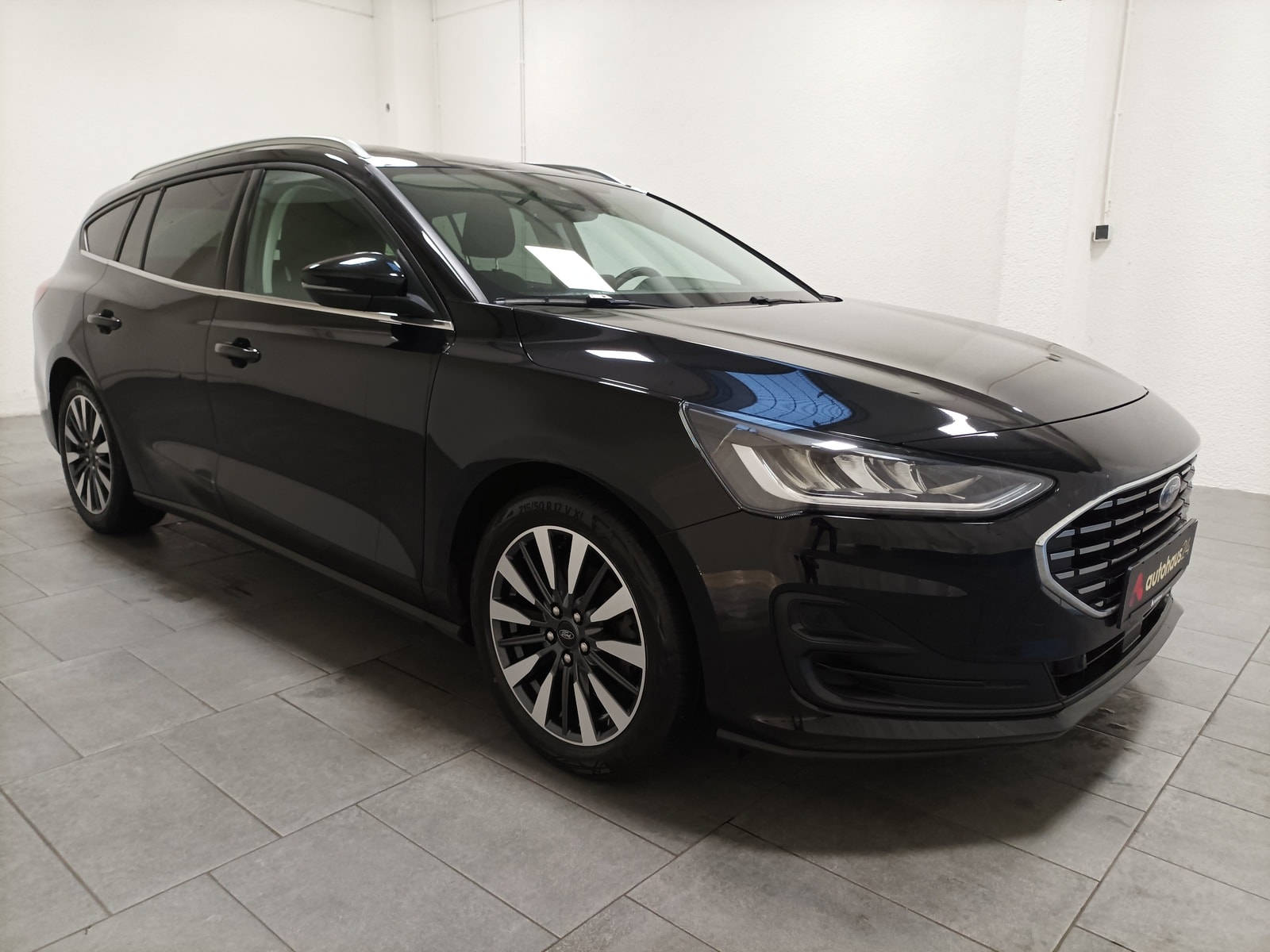 Ford Focus Kombi FORD Focus 1,0 EcoB Hybr 92kW Titanium Style Tur AT Kombi #1