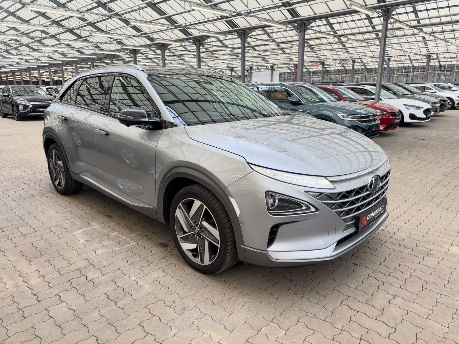 Hyundai Nexo SUV / Crossover / Geländewagen HYUNDAI Nexo Fuel Cell Sports Utility Vehicle #1