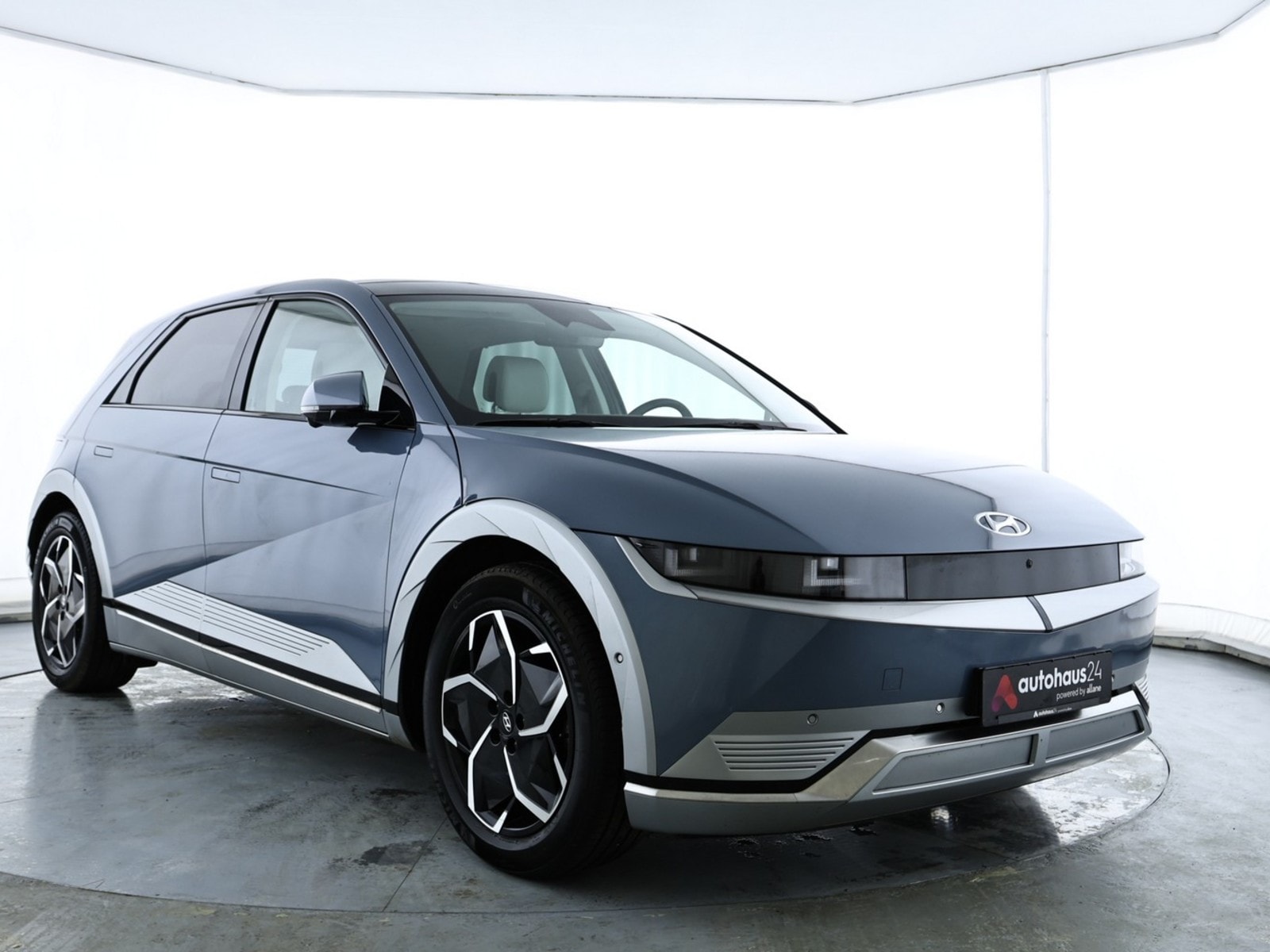 Hyundai IONIQ 5 Limousine HYUNDAI IONIQ 5 77,4 kWh Heckantrieb Sports Utility Vehicle #1