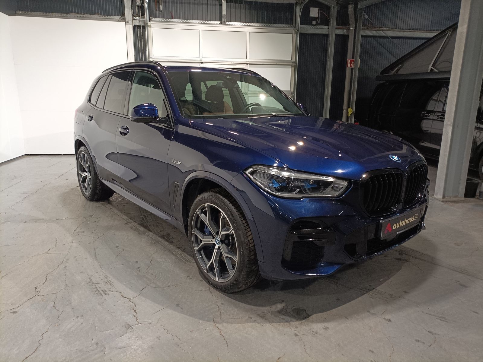 BMW X5 SUV / Crossover / Geländewagen BMW X5 xDrive45e Sports Utility Vehicle #1