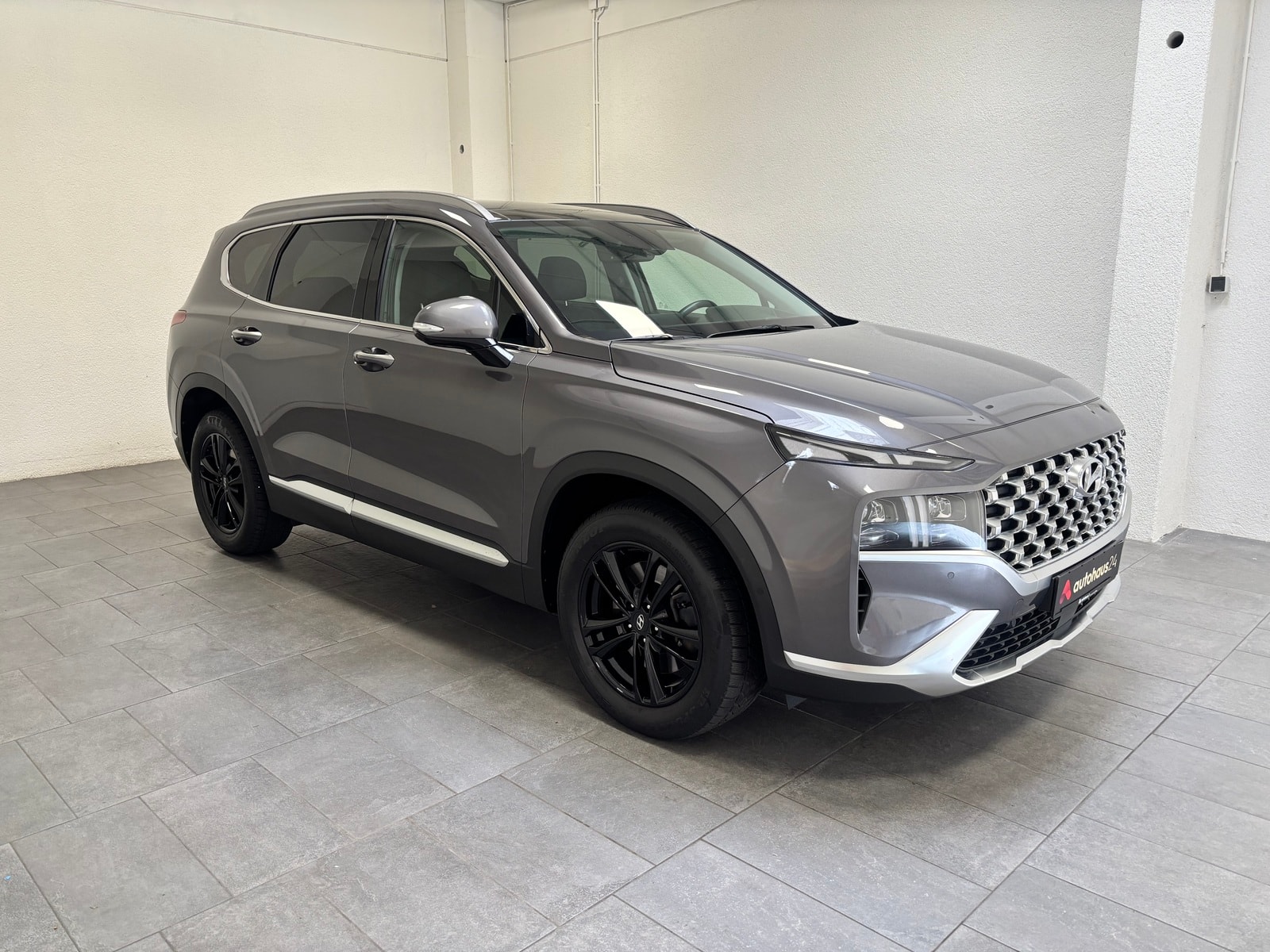 Hyundai Santa Fe SUV / Crossover / Geländewagen HYUNDAI Santa Fe 2.2 CRDi Prime 4WD DCT Sports Utility Vehicle #1