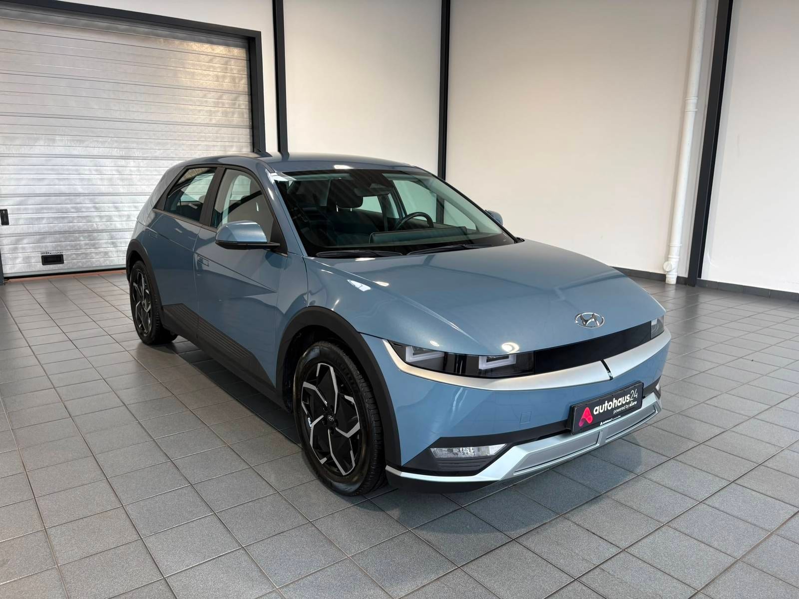 Hyundai IONIQ 5 Limousine HYUNDAI IONIQ 5 58 kWh Heckantrieb Sports Utility Vehicle #1