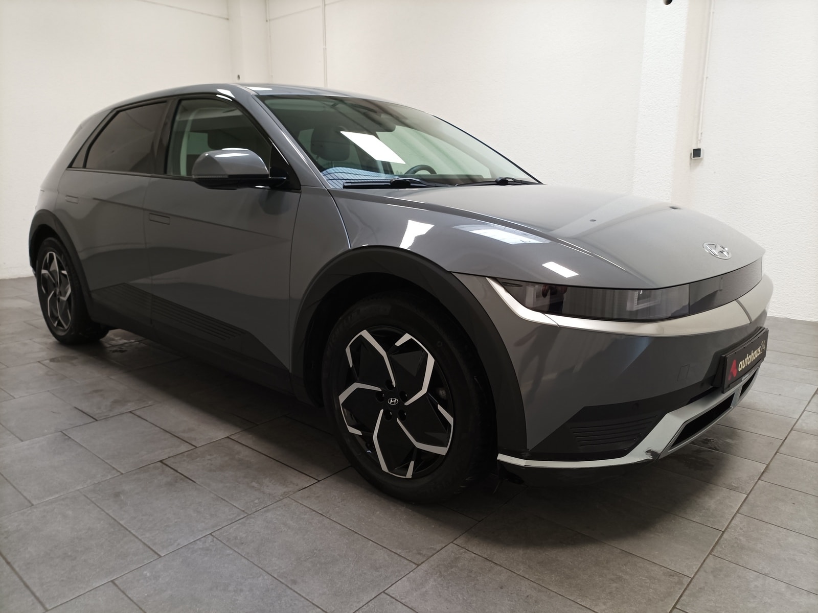 Hyundai IONIQ 5 Limousine HYUNDAI IONIQ 5 77,4 kWh Allradantrieb Sports Utility Vehicle #1