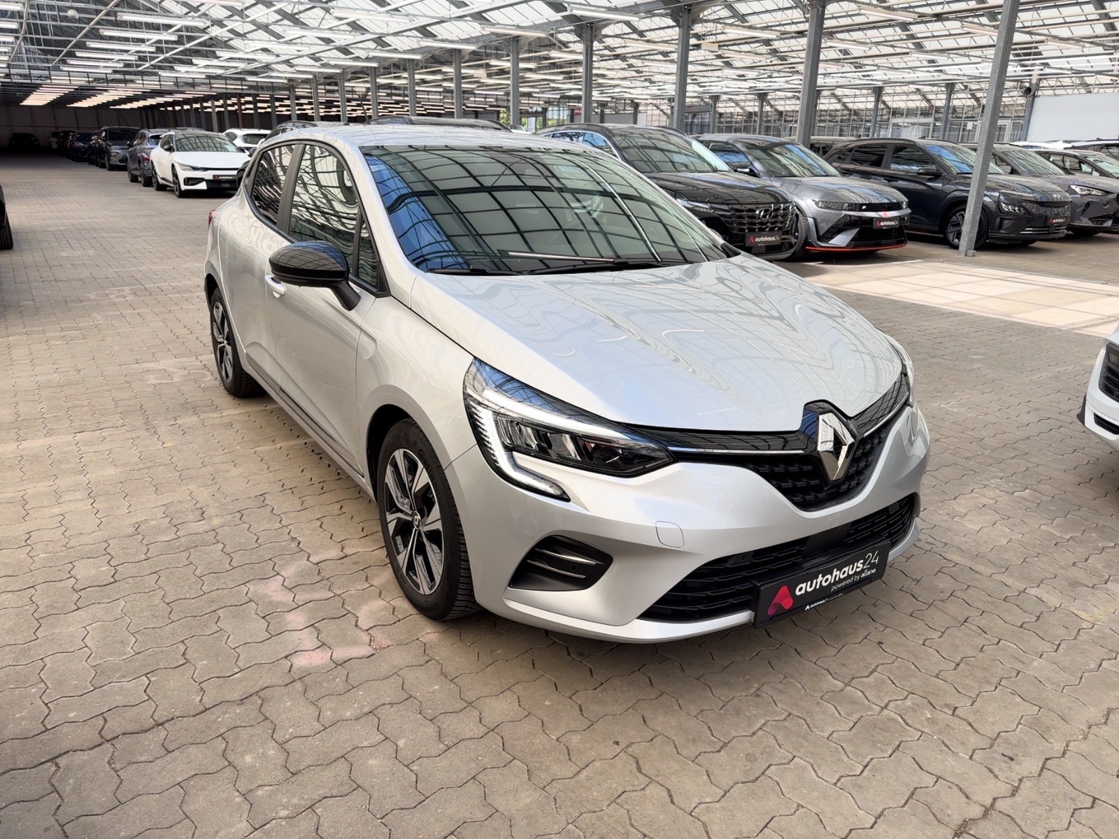 Renault Clio Schräghecklimousine RENAULT Clio SCe 65 Evolution Schräghecklimousine #1