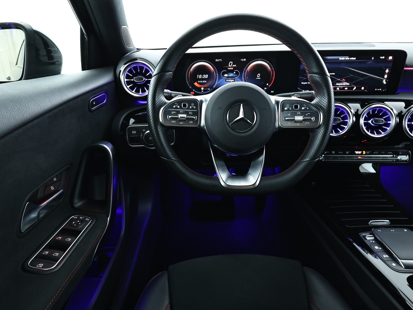 Mercedes Benz A-Klasse Limousine A 180 AMG Line (EURO 6d) #10