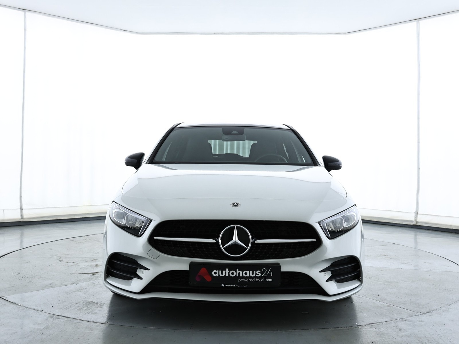 Mercedes Benz A-Klasse Limousine A 200 AMG Line Edition 2021 #2
