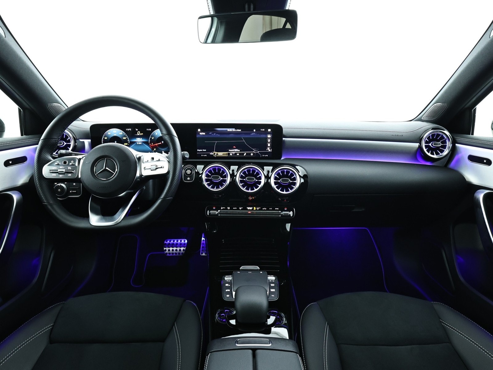 Mercedes Benz A-Klasse Limousine A 200 AMG Line Edition 2021 #9