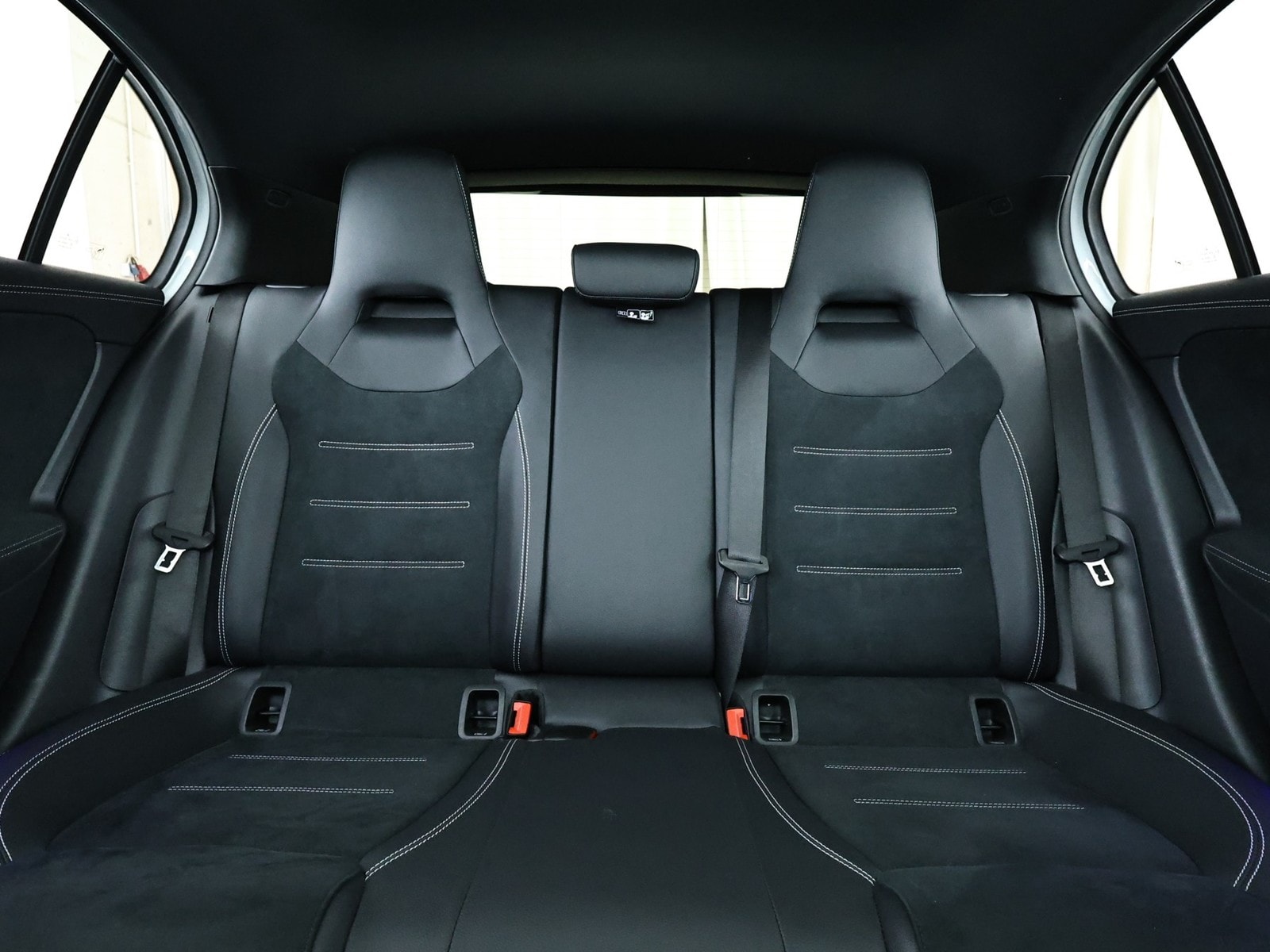 Mercedes Benz A-Klasse Limousine A 200 AMG Line Edition 2021 #16