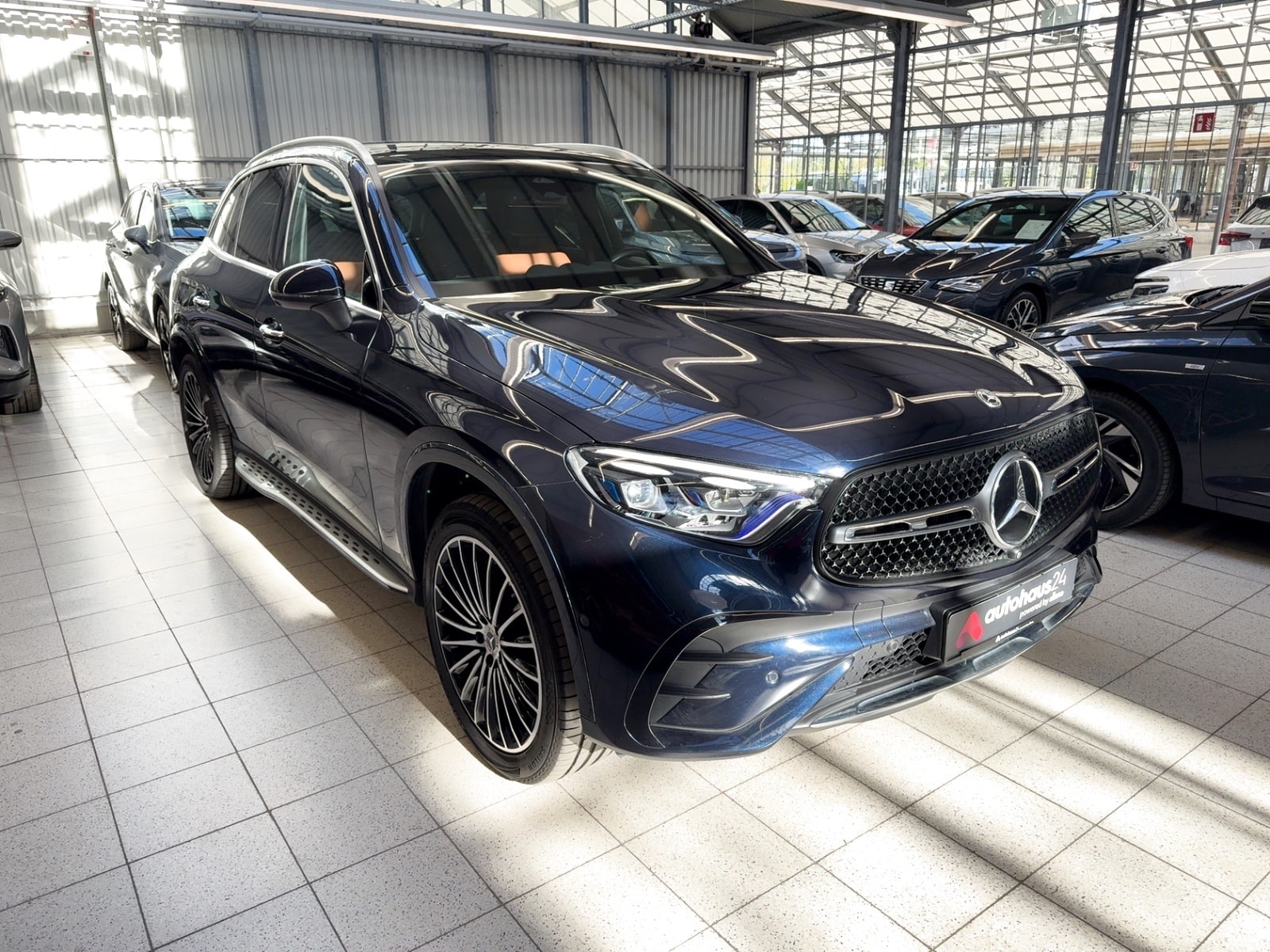 Mercedes-Benz GLC-Klasse SUV / Crossover / Geländewagen MERCEDES GLC GLC 300 e 4MATIC Autom. Sports Utility Vehicle #1